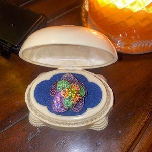 ENCRUSTED PAVE MULTICOLOR FLORAL PETAL DESIGNER RING IN ANTIQUE BOX !!!